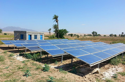 Система солнечной энергии-решетки для фермы в окраинах Ливии